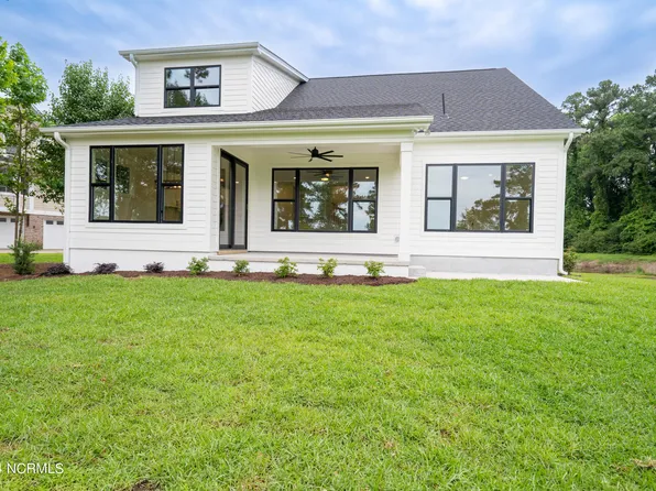 2092 Laurel Oak Way, Leland, NC 28451