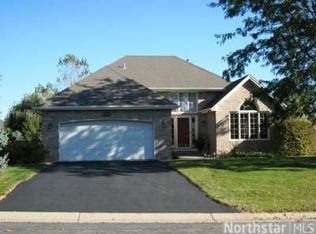 7481 Canyon Curv, Chanhassen, MN 55317