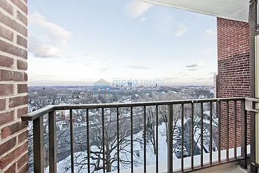 Sold by Moda Realty