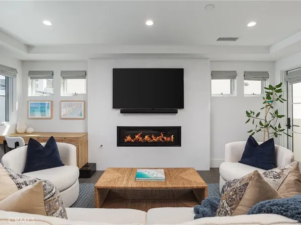 714 1/2 Iris Ave, Corona Del Mar, CA 92625