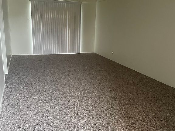 2nd image of 800 S 35th St #B