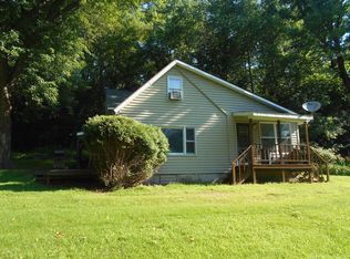N22999 Rogness Coulee Rd, Ettrick, WI 54627