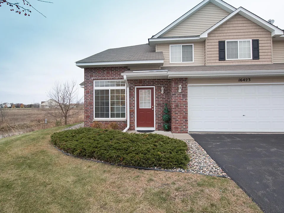 16423 Elm Creek Ln