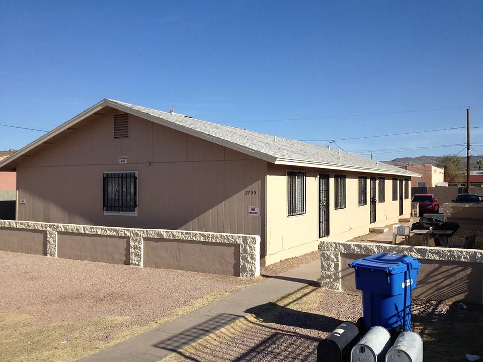 2755 E Wier Ave #1