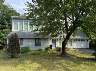 200 Alleghany Dr, McGaheysville, VA 22840