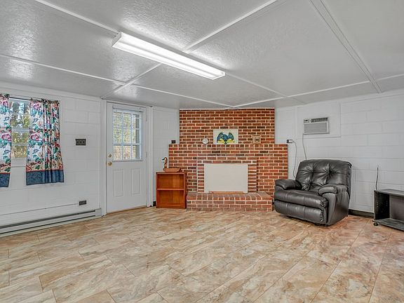 2nd image of 8092 Zed Ayers Ln