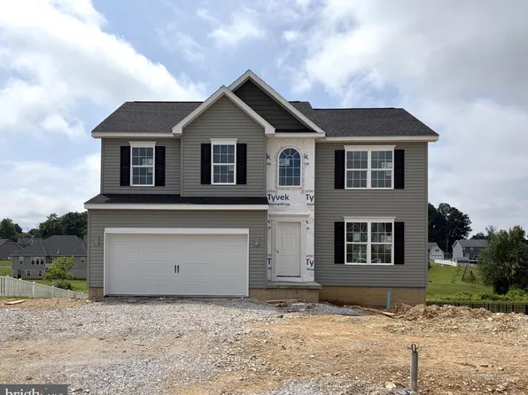 540 Ripple Dr #47, Hanover, PA 17331
