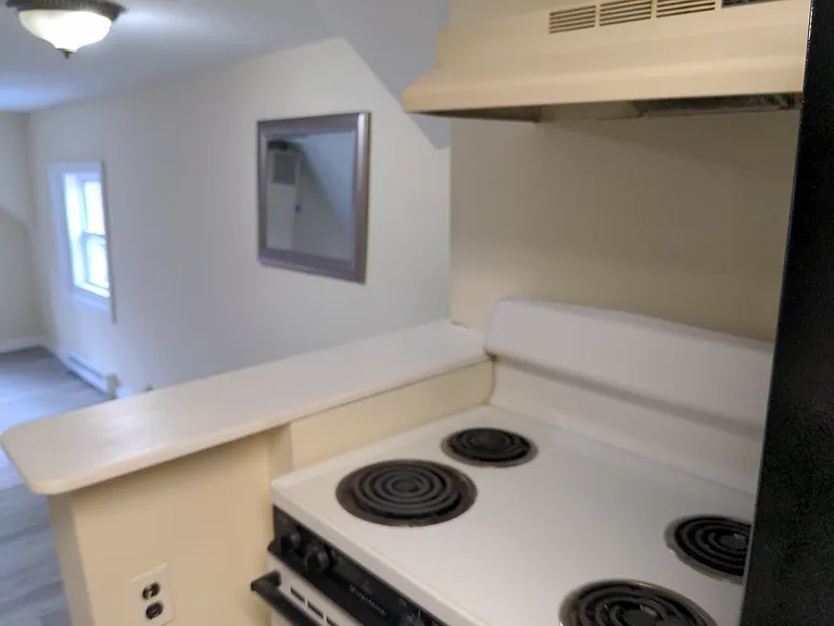 18 Walnut St #2 — Photo 7