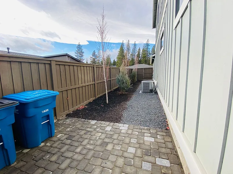 2358 NW Brickyard St — Photo 39