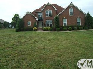 2431 Ellsworth Dr, Clarksville, TN 37043
