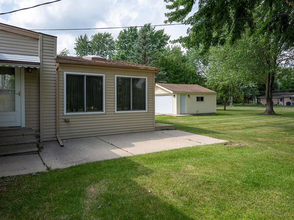 219 Ottawa Dr, photo 28