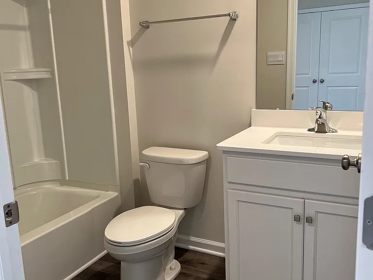 82 Arlotta St — Photo 10