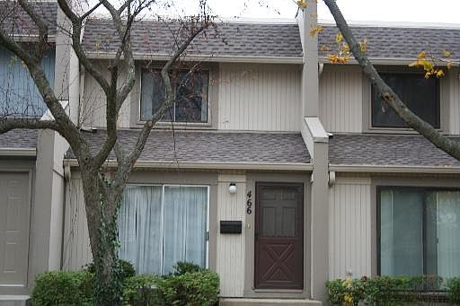 1st image of 466 Ziegler Dr