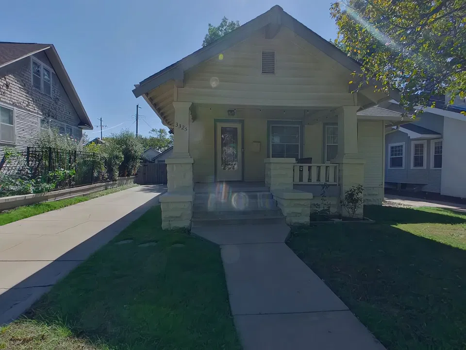 3325 Chatfield Pl