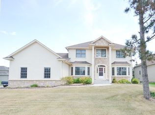 12889 Avocet St NW, Coon Rapids, MN 55448