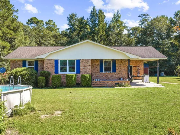 976 Tomahawk St., Hemingway, SC 29554