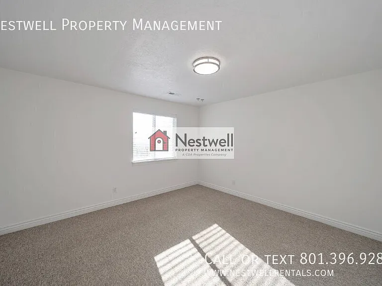 481 E Lana Ct — Photo 46