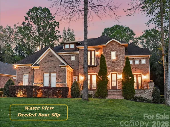 163 W Maranta Rd, Mooresville, NC 28117