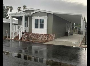 2934 W 1st St, Santa Ana, CA 92703