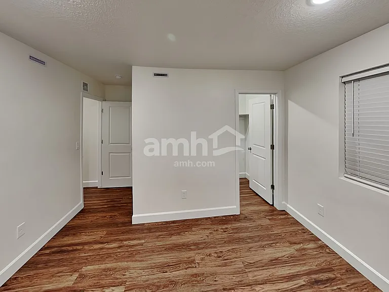 193 N Dry Creek Rd — Photo 18