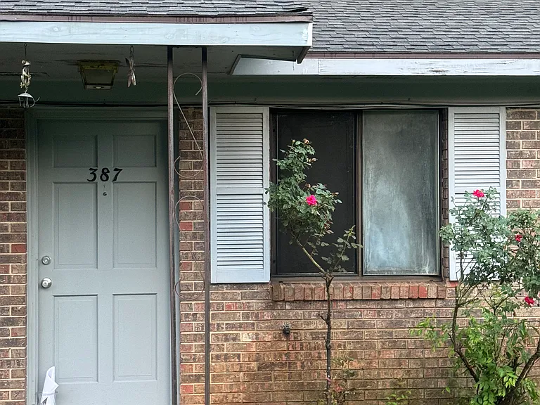 387 Epps Bridge Pkwy #347 — Photo 1