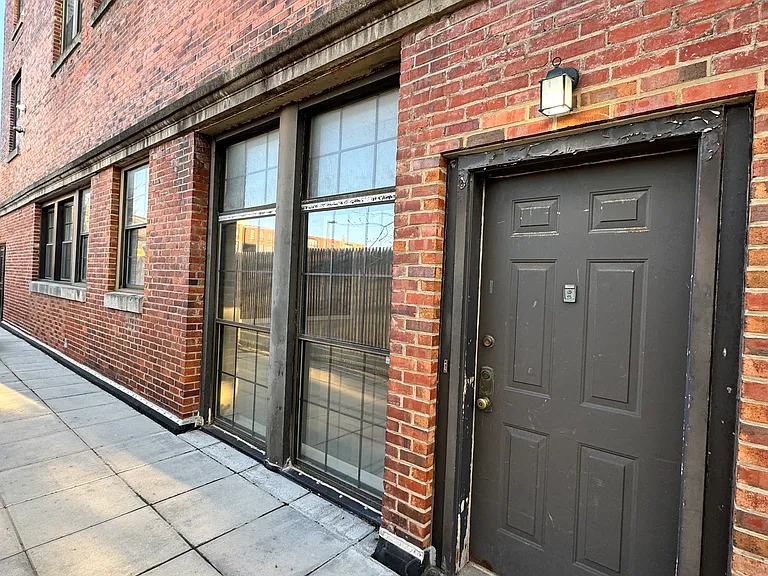 917 Madison St #15 — Photo 21