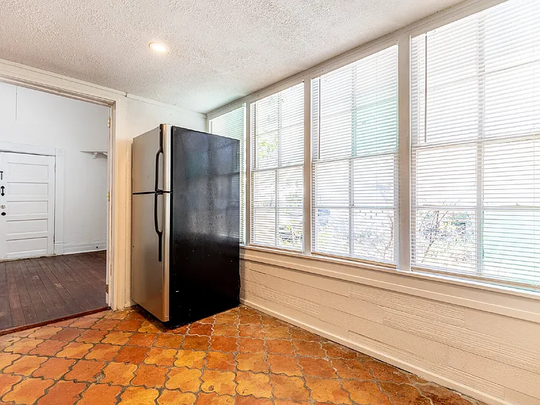 426 W Woodlawn Ave #1 — Photo 13