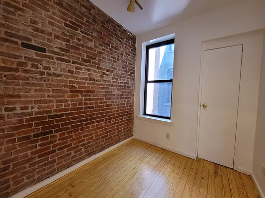 Rented by Kleier Residential | media 30