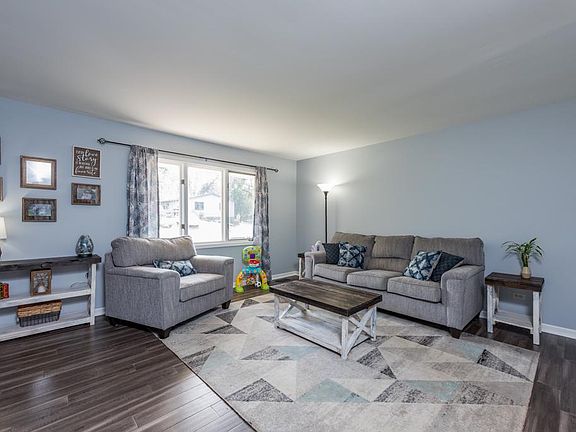 5th image of 26464 W Harlem Ave