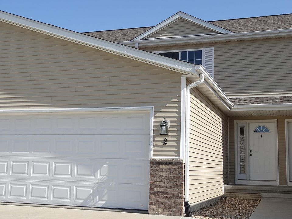 1st image of 1125 Amelia Dr #2