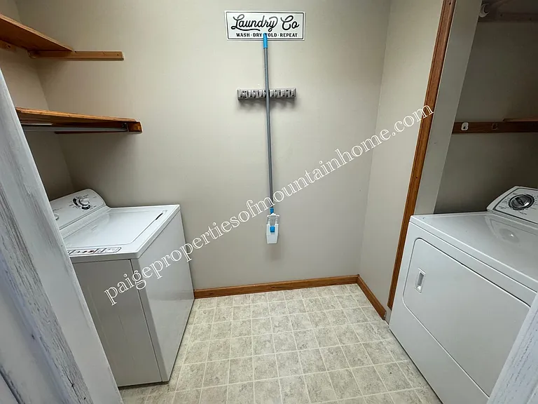 106 Parkview Cir — Photo 6