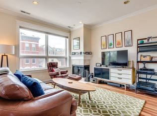 1712 W Beach Ave, Chicago, IL 60622