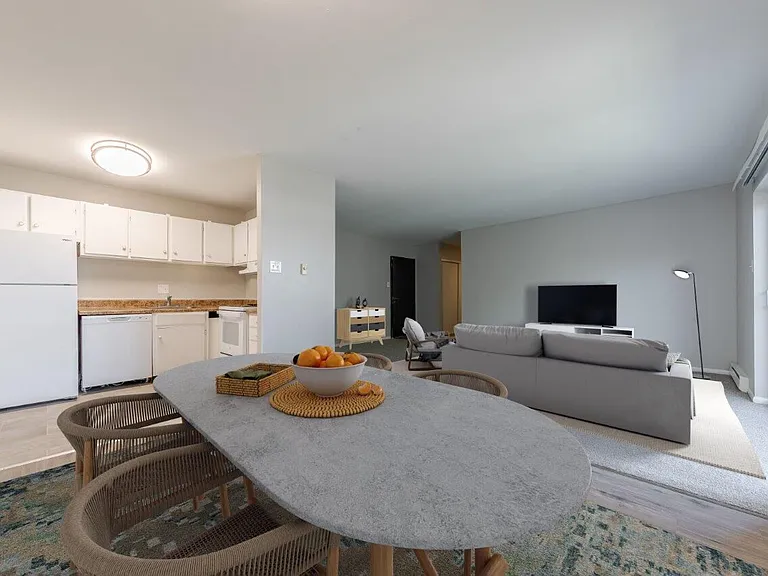 Fairmont Place — Photo 9
