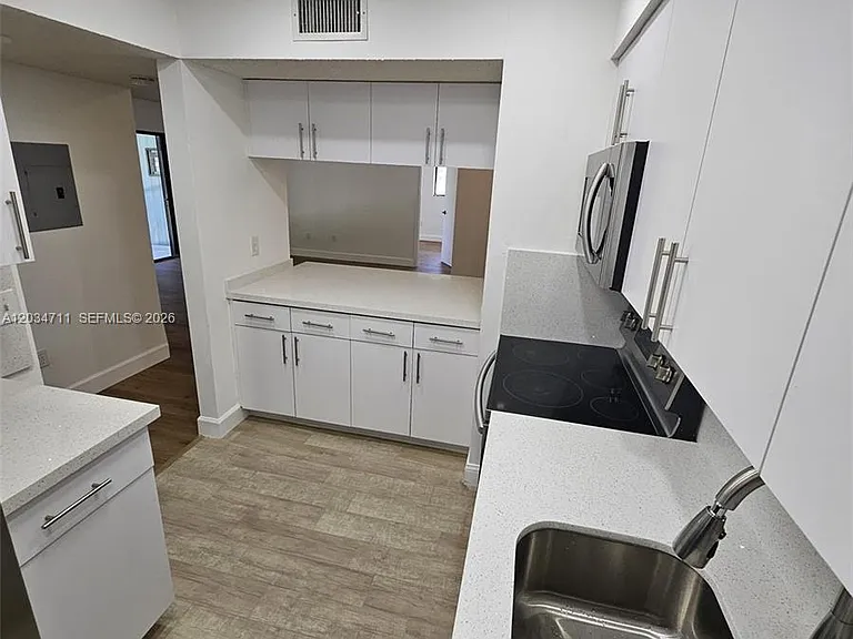 19800 SW 103rd Ct #201 — Photo 2