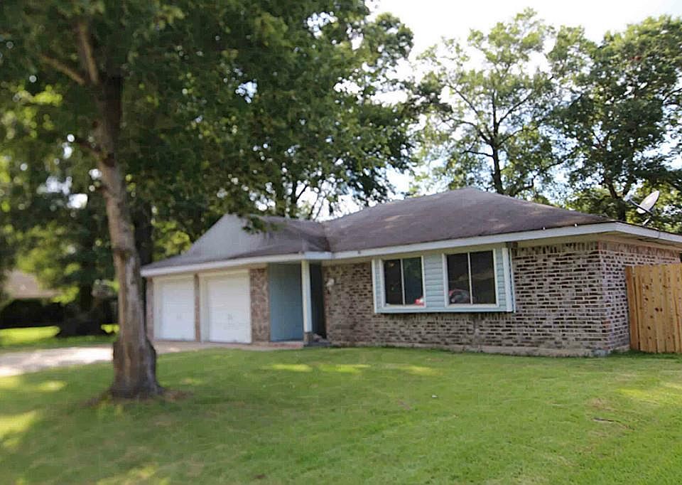 1st image of 743 Cherry Valley Dr