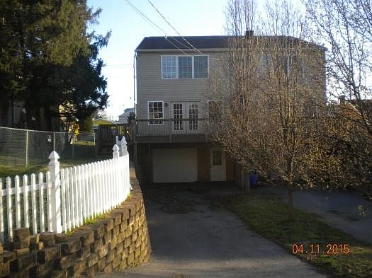 2nd image of 104 W Wilson Blvd