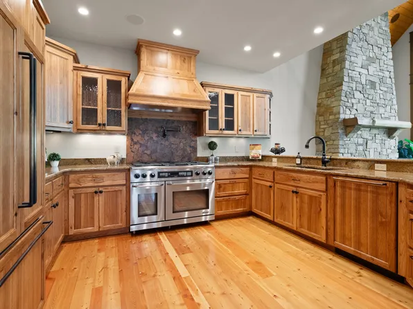 1034 Mountain Park Dr #B, Whitefish, MT 59937