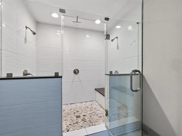 11280 Braes Forest Dr #406 — Photo 31