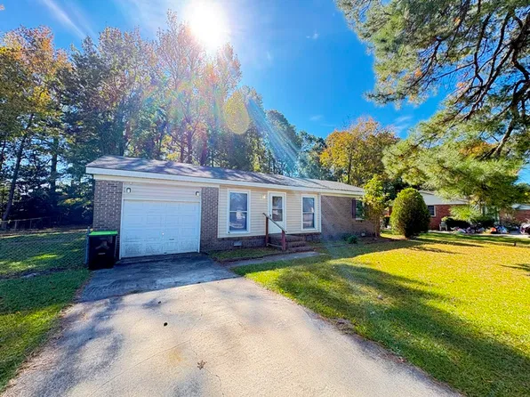 214 N Nunn St, Havelock, NC 28532