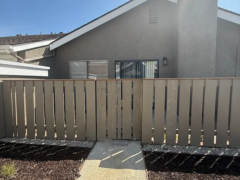 1153 E Foster Rd #A — Photo 30