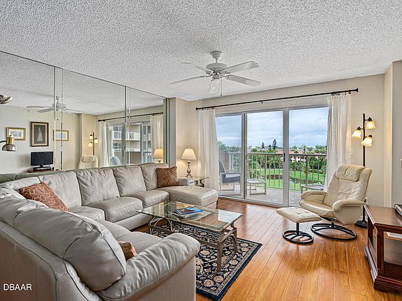 3rd image of 3 Oceans West Blvd APT 5B3