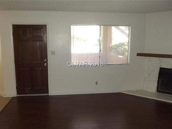3rd image of 1600 Burningwood Ln Unit 102