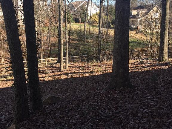2nd image of 5828 Lagrande Dr
