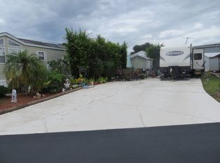 353 Saw Grass St, Davenport, FL 33837