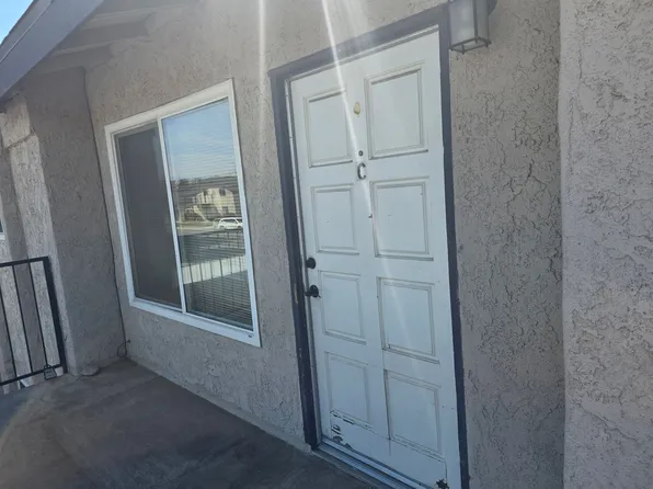 6401 Castleford St, Bakersfield, CA 93313