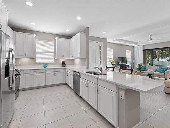 4th image of 8060 CALLE CANOVAS CT