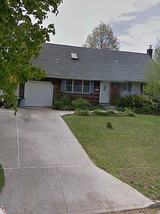 24 Haig Ave E, Patchogue, NY 11772 Zillow
