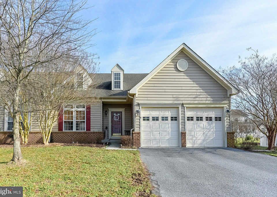 1st image of 6 Brookgreen Dr