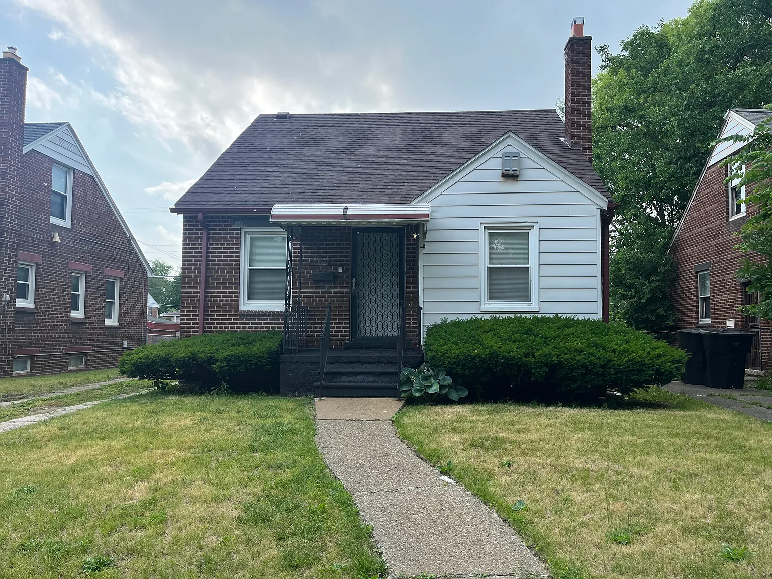 3 bed, 1156 sqft, $1,200 — Photo 1