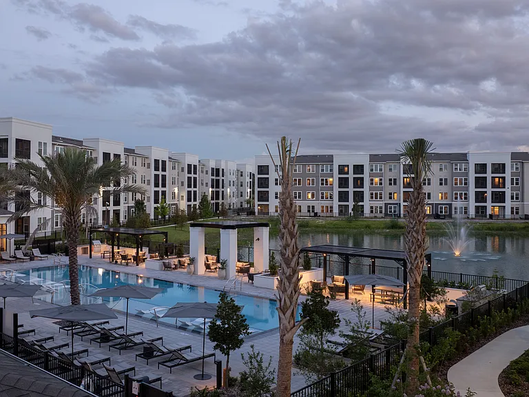 Afton Palms — Photo 16